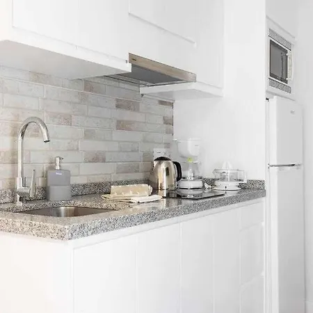 Sunnyland Martianez 4 Apartment *